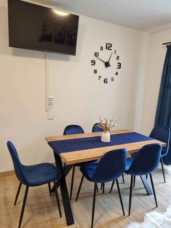 Apartamenty Jelen Pod Grapom Banska Nizna Luaran gambar