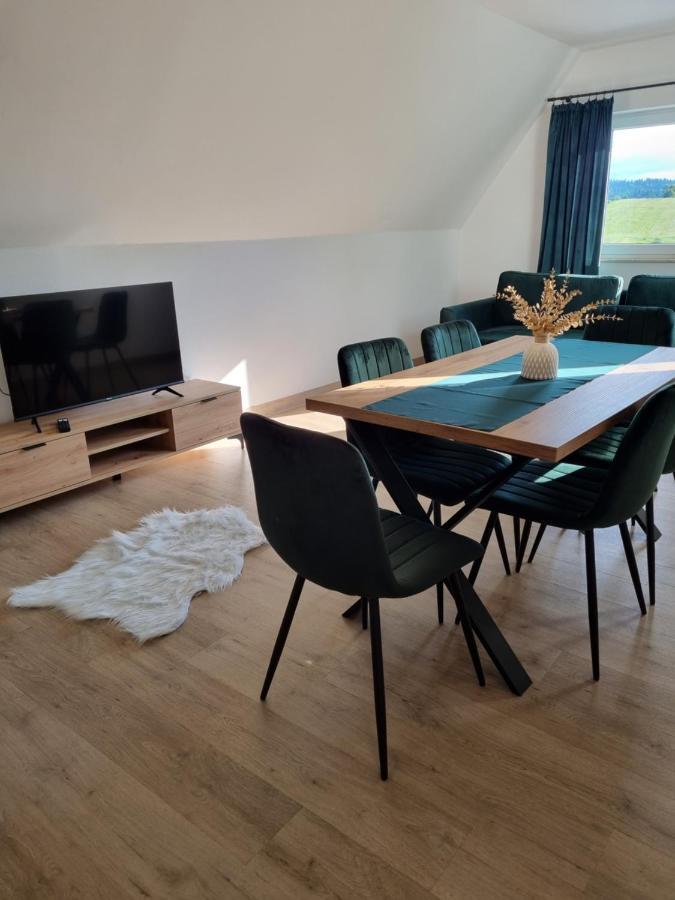 Apartamenty Jelen Pod Grapom Banska Nizna Luaran gambar