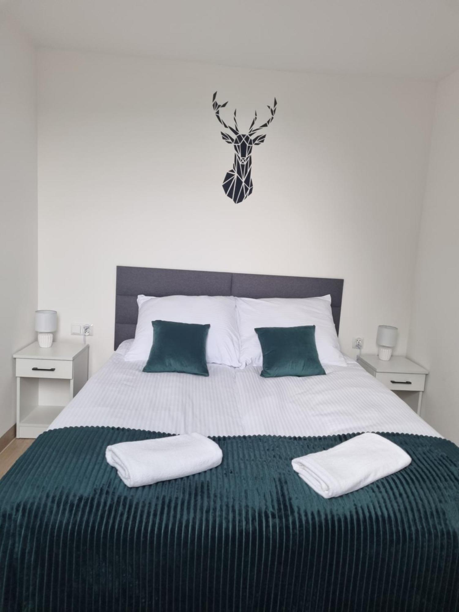 Apartamenty Jelen Pod Grapom Banska Nizna Luaran gambar
